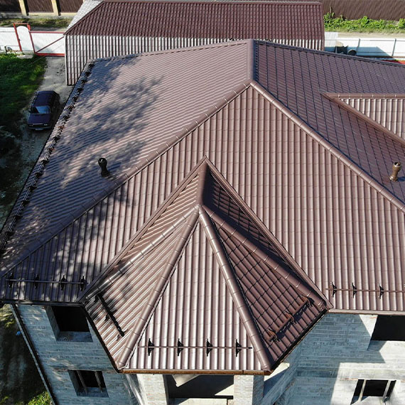 Монтаж сложной крыши и кровли в Суворове и Тульской области